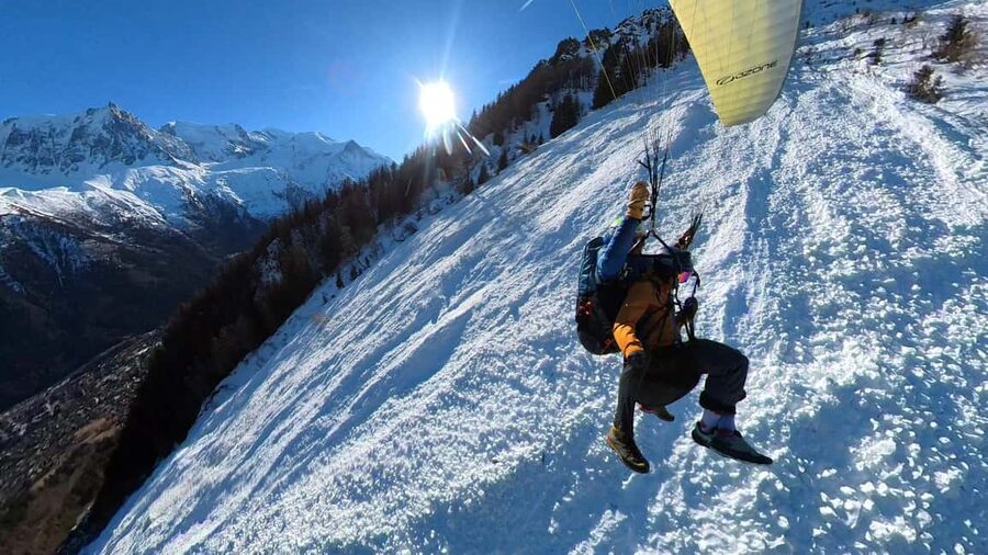 Chamonix: Tandem Paragliding Flight with Video - Aerial acrobatics, controlled excitement, and landing near the meeting point