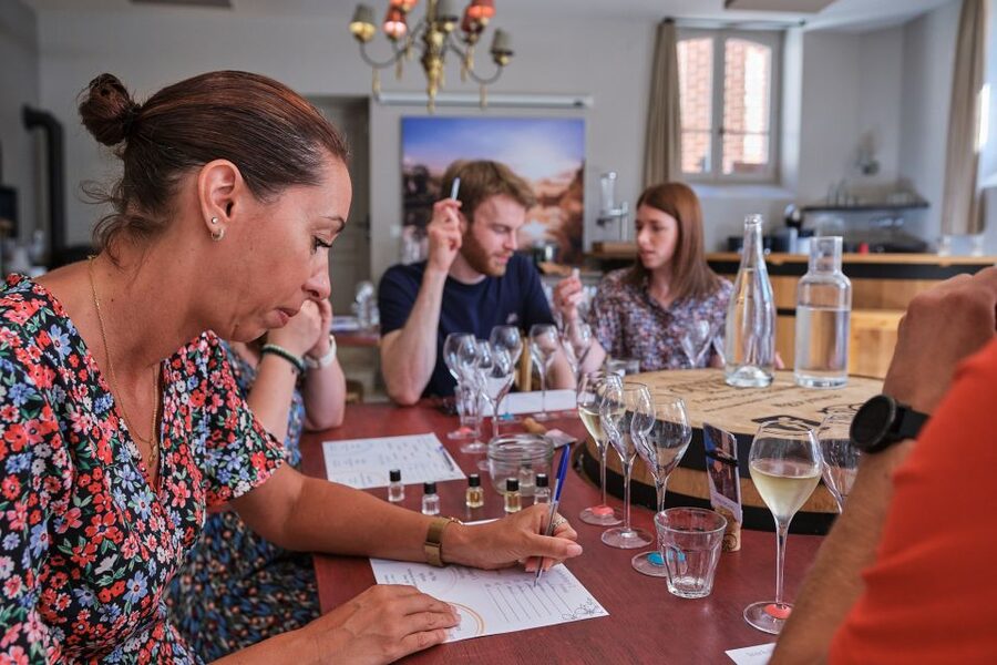 Champagne: Champagne Tasting Class with Lunch - Should you book Champagne Tasting Class with Lunch at Le Clos Corbier?