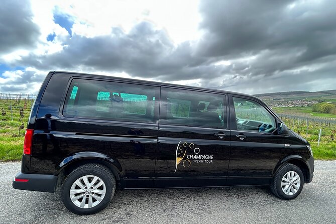 Champagne Munoz Bruneau : Half Day Visit and Tasting - The cellar and production visit: where the cool air matters