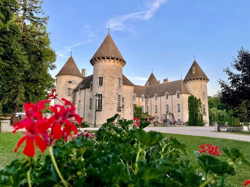 Check out the Château de Savigny museums: planes, cars, motorcycles... - The extra museums that prevent the visit from feeling one-note