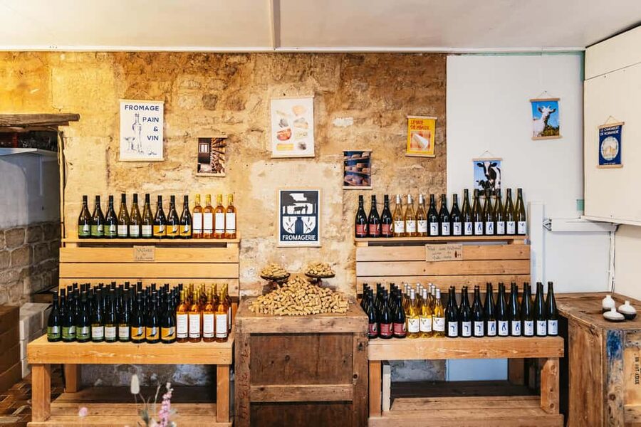 Cheese & Wine Tasting in Montmartre with Local Cheesemonger - Cheesemaking secrets you can understand (even if you usually skip it)