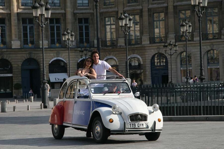 Classic, Romantic Paris: 3-Hour Vintage 2CV Tour - Pickup and the private group advantage in real life