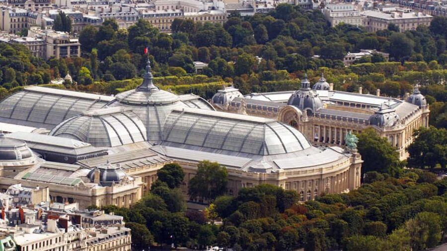 Classical and Monumental Paris Tour along the Seine River - Key highlights worth your time