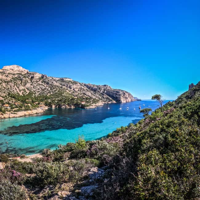 Climbing Discovery Session in the Calanques near Marseille - Who should book this climbing discovery in Marseille, and who should skip it