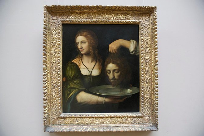 Closing Time at the Louvre: The Mona Lisa at her Most Peaceful - Louvre highlights with your guide, from moat foundations to Greek statues