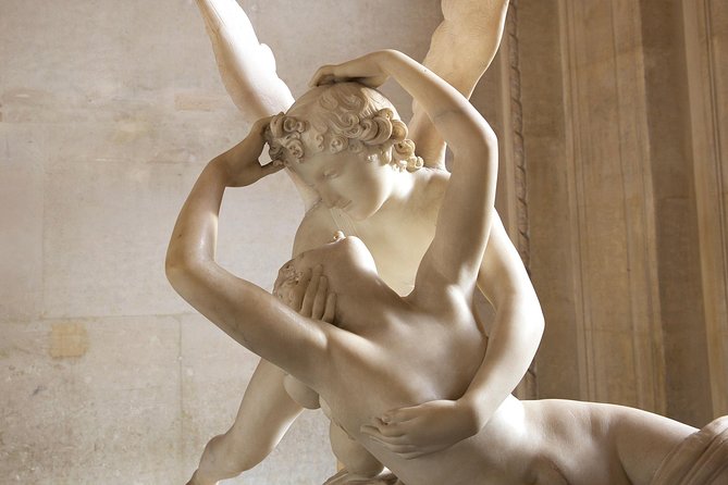 Closing Time at the Louvre: The Mona Lisa at her Most Peaceful - Beyond the paintings: the Louvre Pyramid and courtyard views
