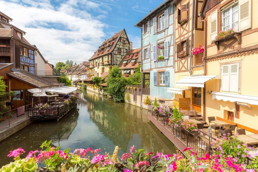 Colmar: Express Walk with a Local in 60 minutes - Colmar in 60 minutes: why this fast walk works