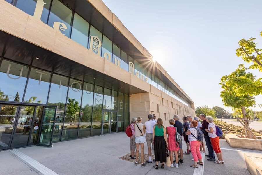 Confiserie du Roy René: gourmet guided tour of the calisson museum - The Roy René calisson museum experience, in plain terms
