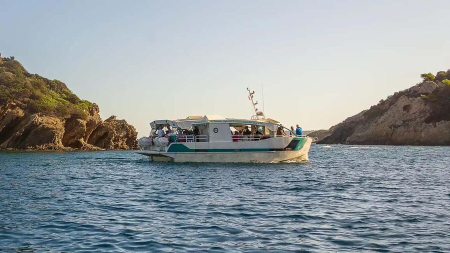Cruise of the 2 Islands: Porquerolles & Port-Cros with stops - Who this Porquerolles and Port-Cros day cruise suits best