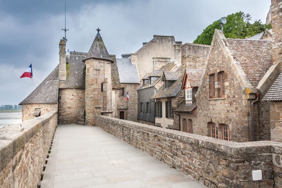 Day Trip to Mont-Saint-Michel from Paris - Back to Paris: late afternoon return, and the Eiffel Tower timing bonus