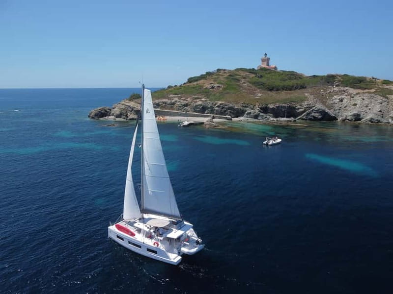 Departure from BRUSC: Half-day catamaran cruise - The Embiez anchoring stop: swim time plus the transparent kayak