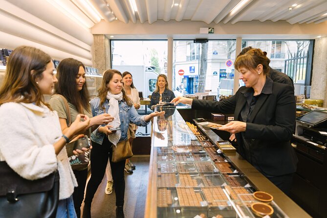 Devour Paris Ultimate Food Tour - Lunch at a classic bistro: French onion soup and how to order