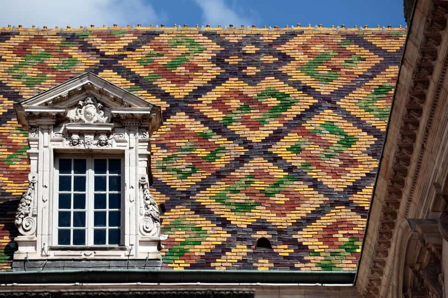 Dijon: Express Walk with a Local in 60 minutes - Church of Our Lady: where the route turns from power to place