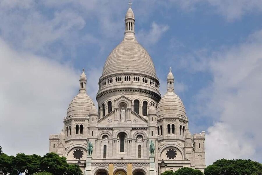 Discovering Le Marais: Guided Walking Tour of Paris - Why a private Le Marais walk works in 2 hours