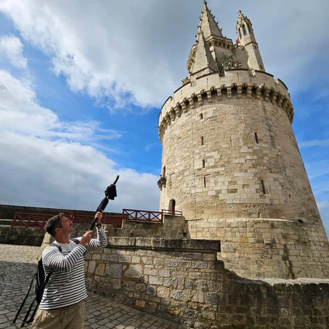 Discovery Walking Tour of La Rochelle - The city’s wall and towers: your shortcut to the big story