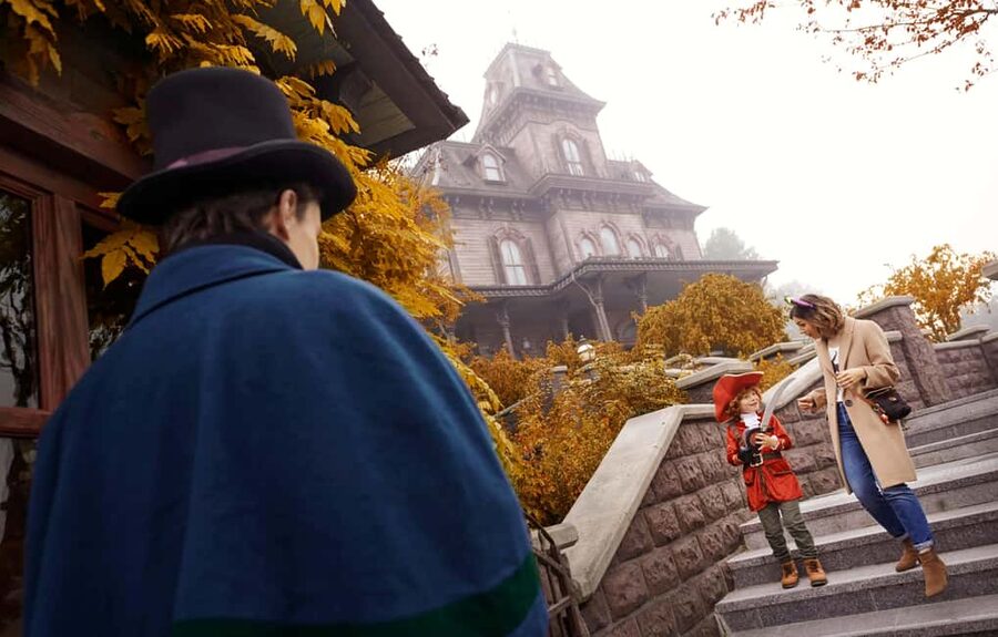 Disneyland® Paris 1-Day Flexible Date Ticket - Disneyland Park: Coasters, Classic Adventures, and the Evening Spark
