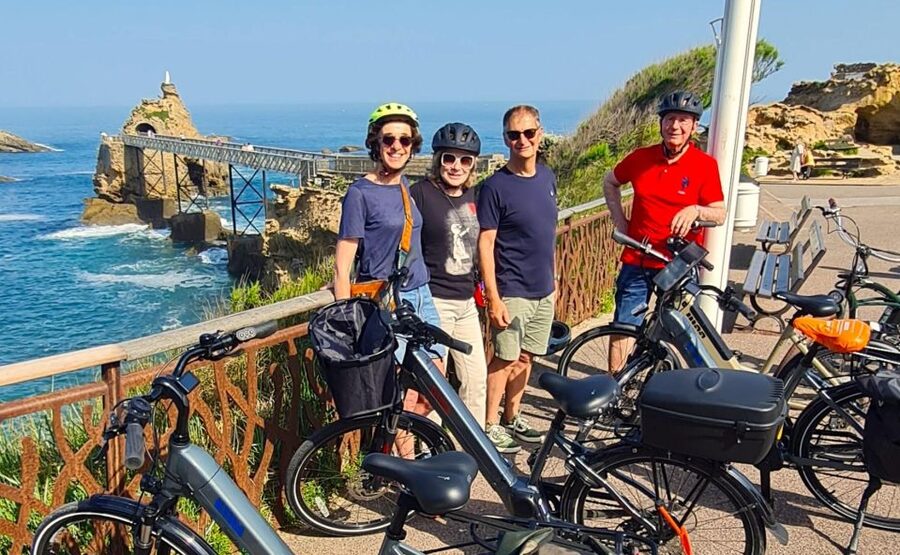 E-bike Guided Tour Biarritz & small villages - Rocky coastline, secret coves, and the hidden gem stop