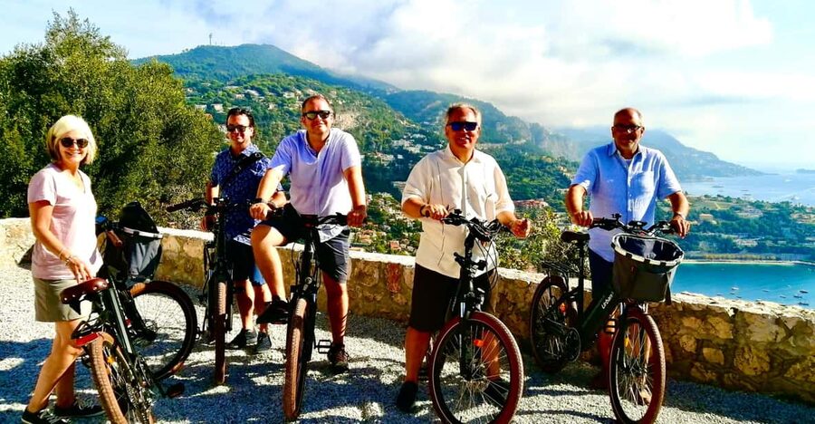 Ebike seaside by Nice: Fantastic Villefranche's Bay & Hill - Villefranche Old Town: forts, ports, and tiny streets you can actually enjoy