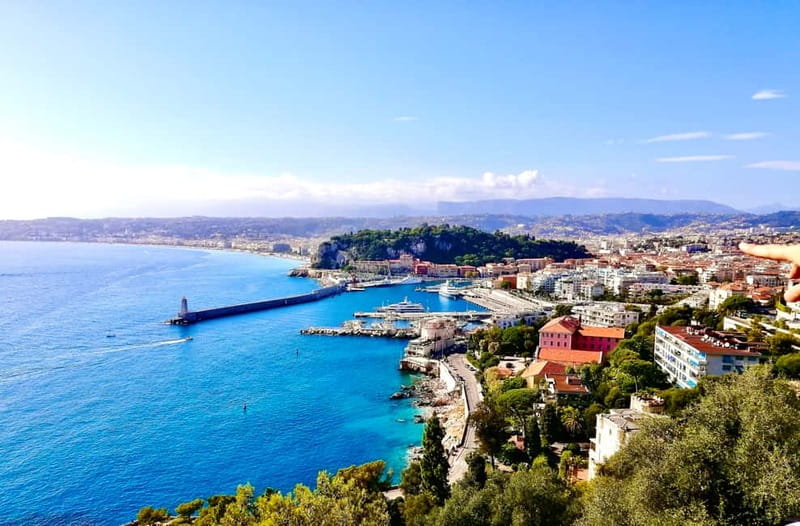Ebike seaside by Nice: Fantastic Villefranche's Bay & Hill - From Place Garibaldi to the harbor, you start with real Nice energy