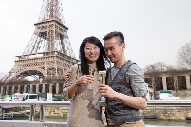 Eiffel Tower Tour with Optional Summit and Seine River Cruise - Key things that make this tour work