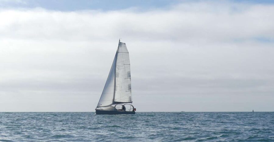 Evening aperitif cruise at the entrance of Morbihan's Gulf - Key highlights worth aiming for
