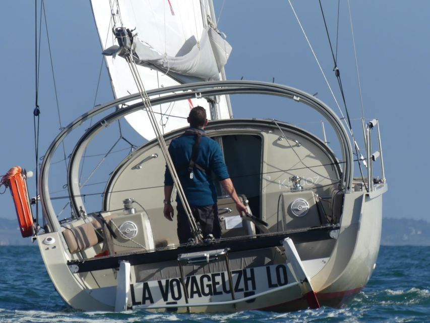 Evening aperitif cruise at the entrance of Morbihan's Gulf - Meeting at Port du Crouesty, Then Hoisting the Sails
