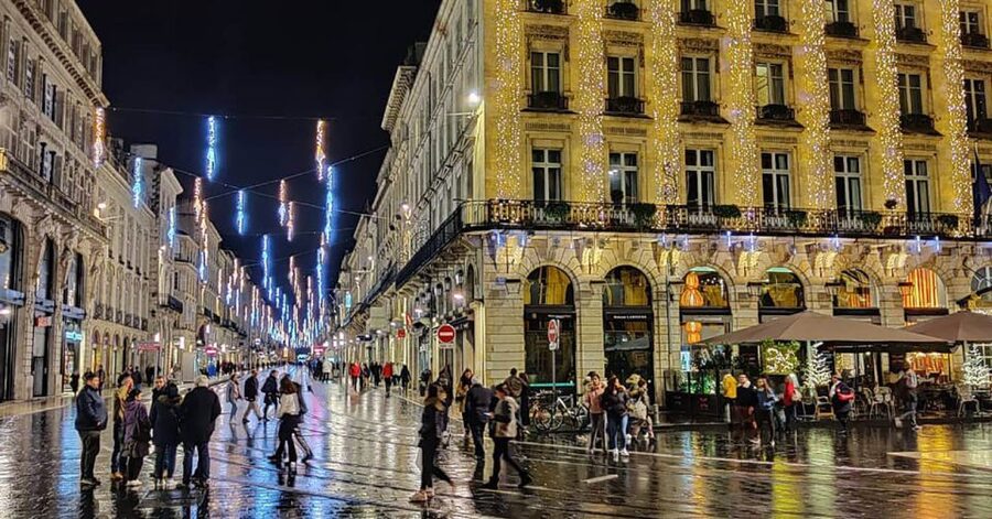 Exclusive! Bordeaux: Nighttime Highlights Walking Tour - Bordeaux After Dark: What You See, and Why It Feels Different