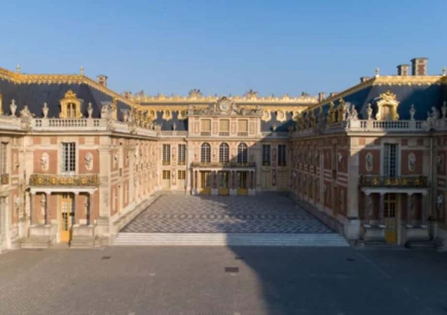 Excursion from Paris to Versailles Palace by Tootbus - From central Paris to Versailles Palace, the timing that matters