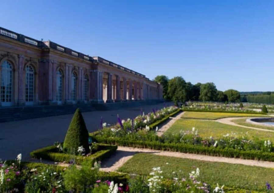 Excursion from Paris to Versailles Palace by Tootbus - Versailles Palace self-guided for about 4 hours, and how to make those rooms count