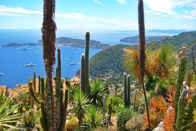 Excursion partagée Eze, Monaco & Monte Carlo from Nice - Stop 2 and 3 in Èze: medieval streets plus a perfume factory tour