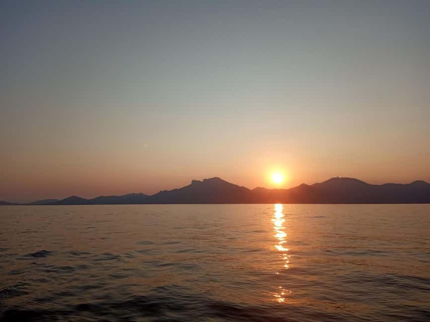 Firework Evening on a Maxi Catamaran from Saint Tropez - The Caseneuve Maxi Catamaran experience, made for a long sunset evening