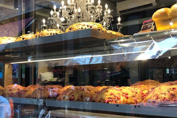 Food Tour in Lyon – A Full Taste of France by Do Eat Better - Where you meet, how you move, and what you should wear