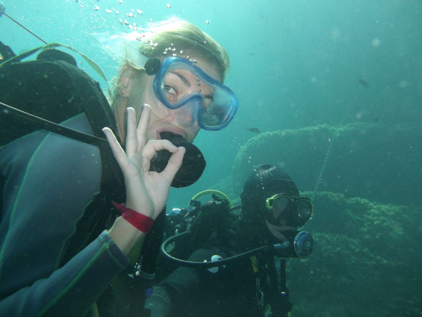 Fréjus: Diving Experience in Port-Fréjus with an Instructor - Getting Ready: Equipment, Instructor Support, and Boat Comfort