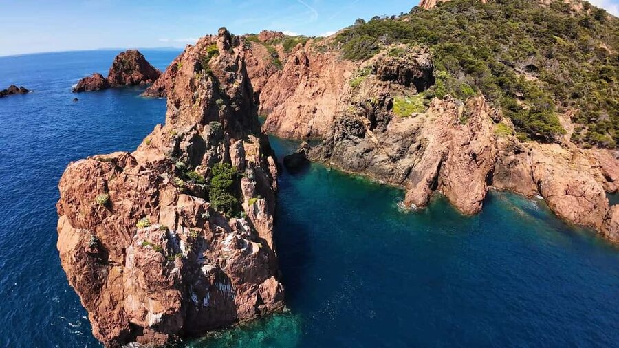 Fréjus : Esterel Calanques Cruise (Comfort Boat) + Swim Stop - Getting On Board at 62 Quai d’Agrippa (And Why Timing Matters)