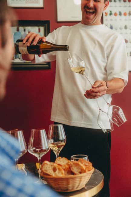 French wine & Champagne & cheese tasting - back on GYG! - Finding Secret Wine Door in Paris 15, near the Eiffel Tower