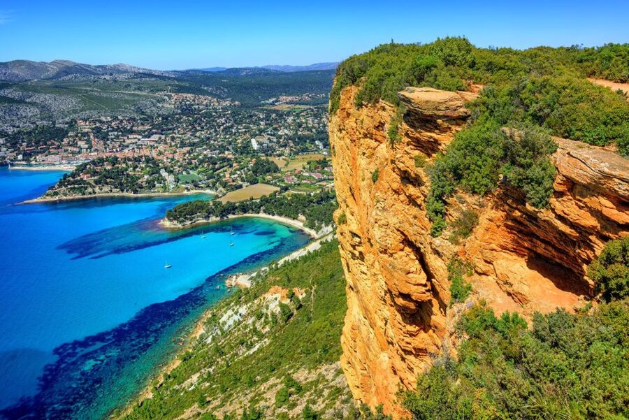 From Aix: Cassis Boat Ride & Provence Wine Tasting Day Tour - Why the Calanques Boat Ride Makes This Tour Feel Like a Full-Day Win