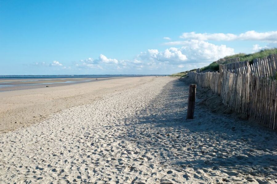 From Bayeux: American D-Day Sites in Normandy Full-Day Tour - Getting Started in Bayeux: Place de Québec and a game plan for the day