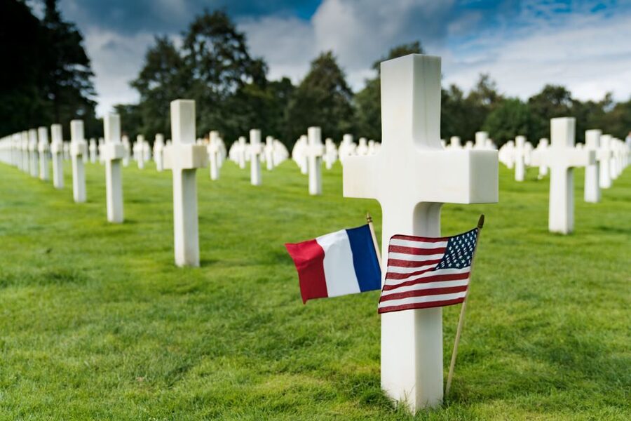 From Bayeux: D-Day American Beaches and US Airborne Day Tour - From Place de Québec to Omaha Beach: The Day Starts With Context