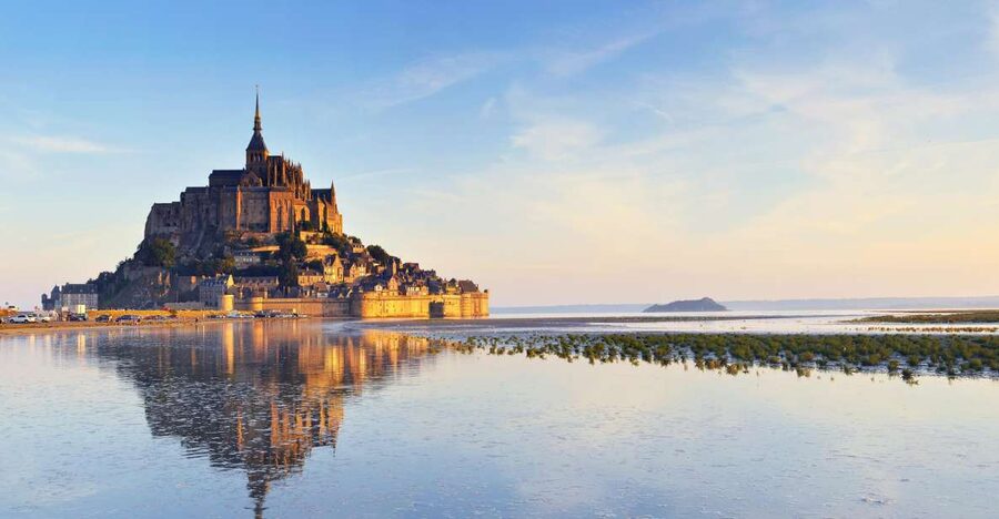 From Bayeux: Full-Day Mont Saint-Michel Tour - Bayeux to Mont Saint-Michel: the ride that sets the tone