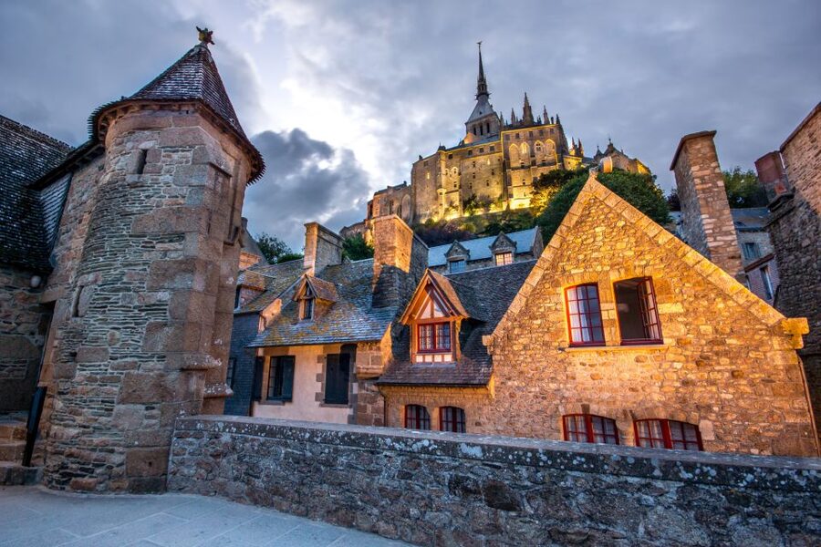 From Bayeux: Full-Day Mont Saint-Michel Tour - Small-group touring: why 8 people feels better than a big bus