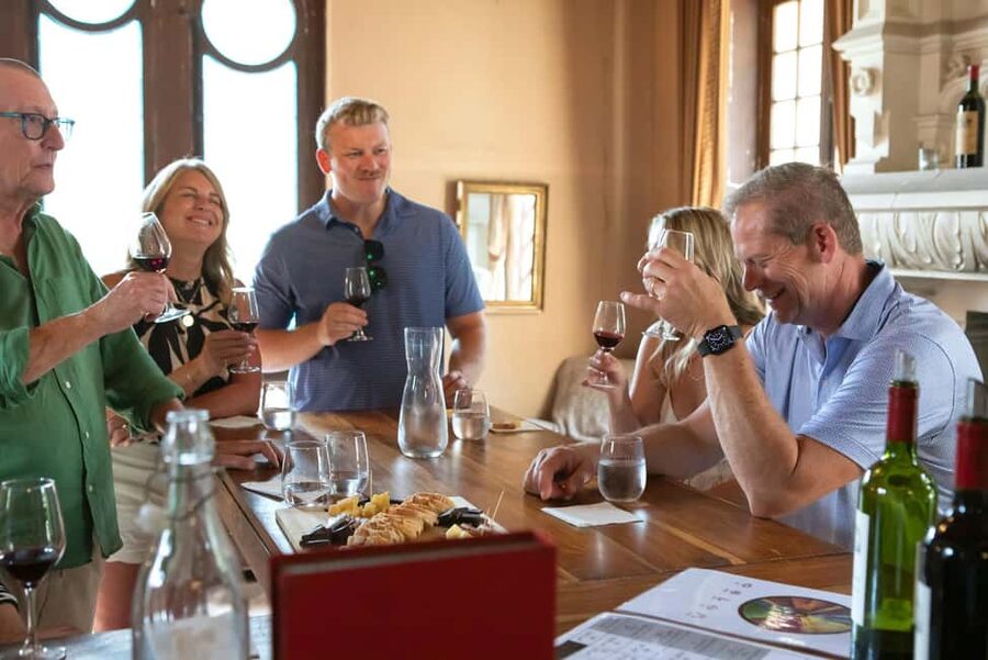 From Bordeaux: Afternoon Saint-Emilion Wine Tasting & snack - Saint-Émilion village walking tour: the part with real atmosphere