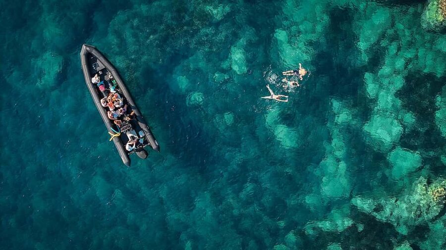 From Cannes: Essential Calanques de l'Estérel Sea Excursion - Black Tenders from Cannes or Mandelieu, and what 90 minutes really gives you