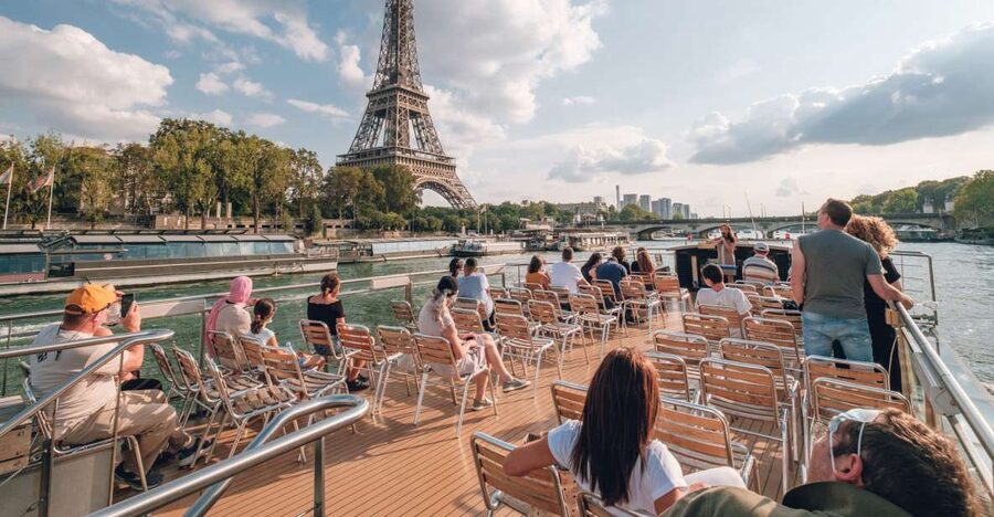 From Disneyland Paris: Paris Day Trip and Sightseeing Cruise - Eiffel Tower area timing: how the day clicks into place
