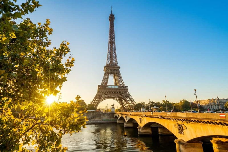 From Le Havre: Deluxe Paris Tour with Seine River Cruise - Champs-Élysées free time: what 45 minutes can do