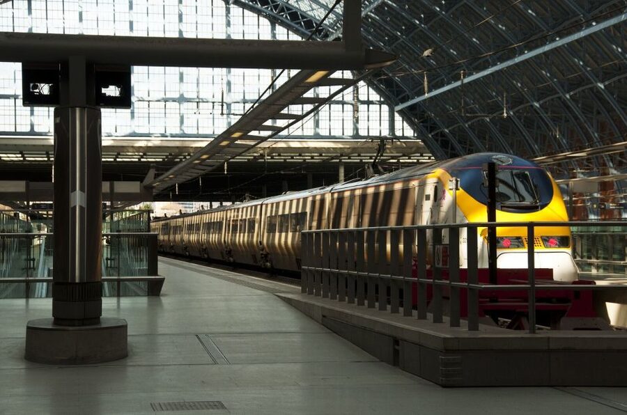 From London: Unescorted Day Trip to Paris - Who should book this unescorted Paris day trip