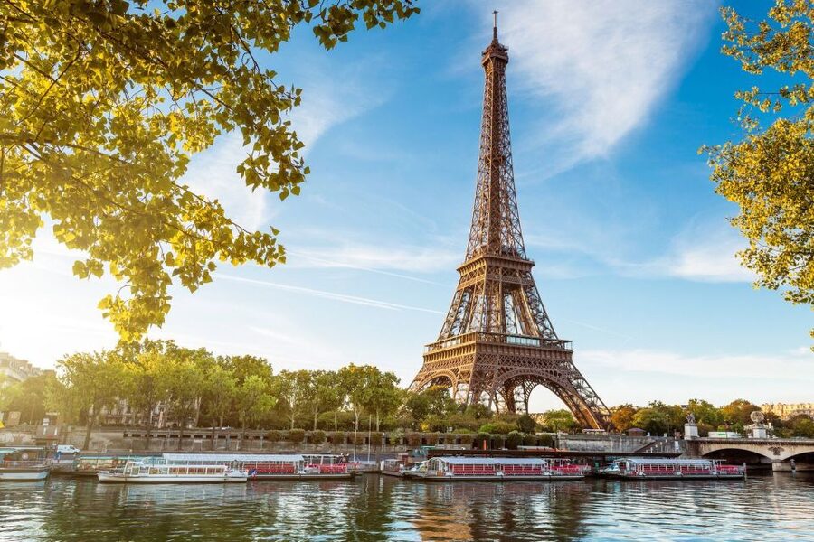 From London: Unescorted Day Trip to Paris - Galeries Lafayette: the one shopping stop that is easy to aim for