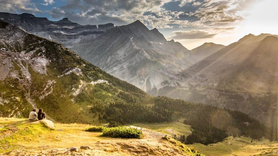 From Lourdes: Gavarnie and Pont d'Espagne Day Trip - Cauterets break: a spa town with berlingots and Napoleon-era ties