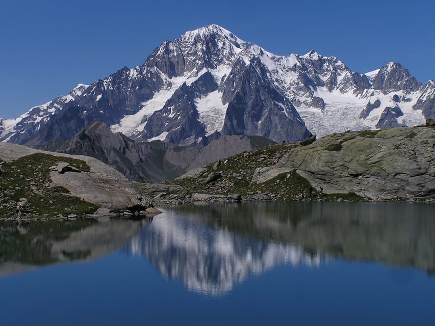 From Milan: Monte Bianco and Courmayeur Day Trip - Cave Mont Blanc and the experimental high-altitude winery stop