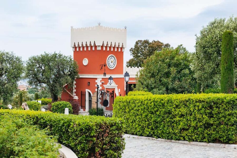 From Nice: Wine Tasting, Cannes, and Countryside Tour - Cannes Croisette, Film Festival red carpet, and the luxury side of the French Riviera