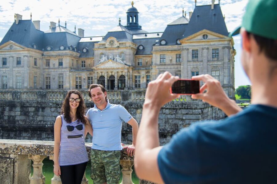 From Paris: Chateau de Fontainebleau & Vaux-Le-Vicomte Tour - Who this tour suits best